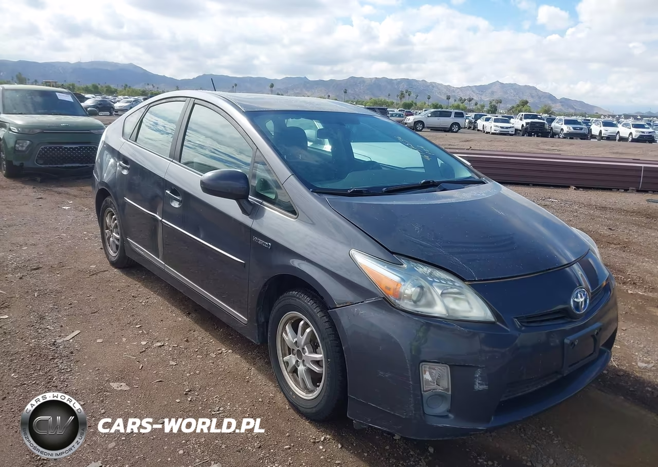 2011 Toyota Prius Two – zdjęcie 1 z 16