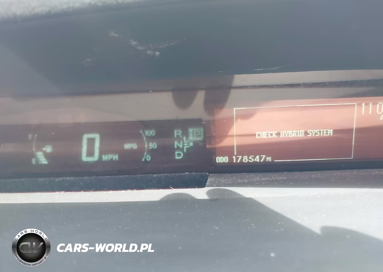2011 Toyota Prius Two VIN:JTDKN3DU3B1368436 - 7