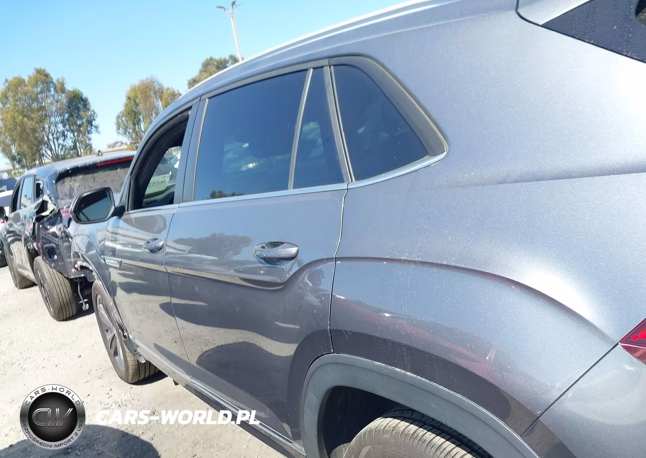 2020 Volkswagen Atlas Cross Sport 3.6L V6 Se W-Technology-3.6L V6 Se W-Technology R-Line VIN:1V25E2CA2LC220894 - 14