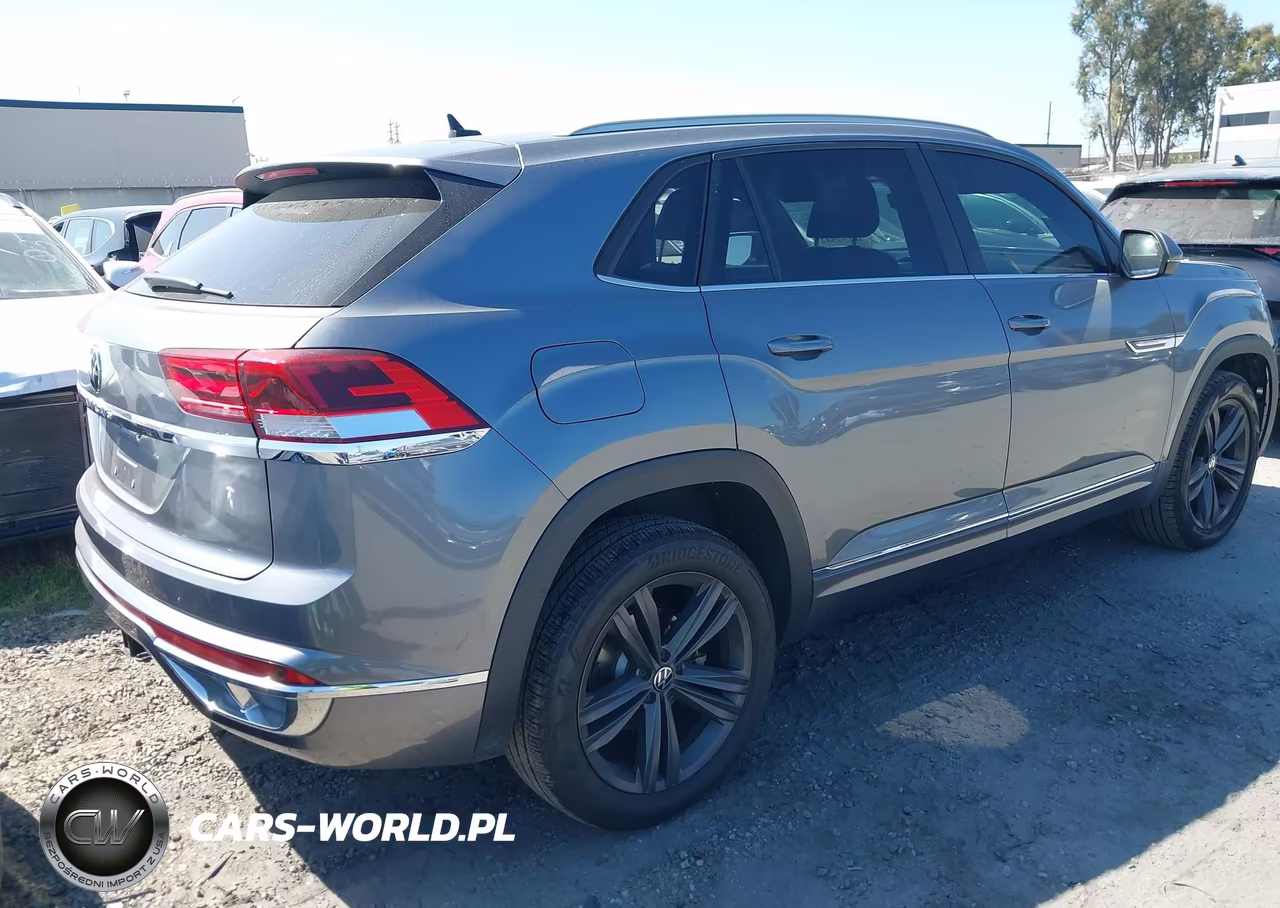 2020 Volkswagen Atlas Cross Sport 3.6L V6 Se W-Technology-3.6L V6 Se W-Technology R-Line VIN:1V25E2CA2LC220894 - 4