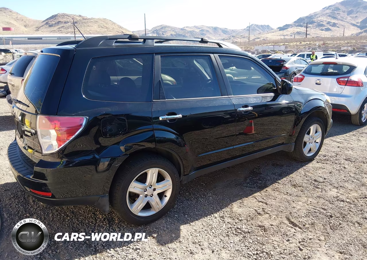 2010 Subaru Forester 2.5X Limited VIN:JF2SH6DC3AH724746 - 4