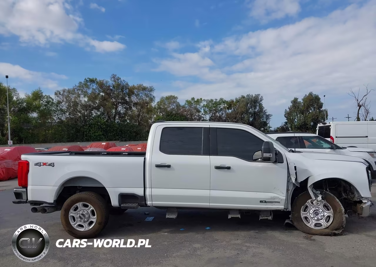2025 Ford F-250 Xlt VIN:1FT7W2BTXSED00828 - 13