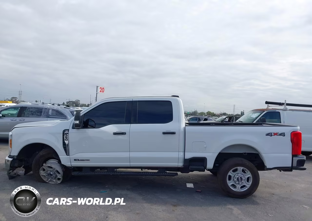 2025 Ford F-250 Xlt VIN:1FT7W2BTXSED00828 - 14