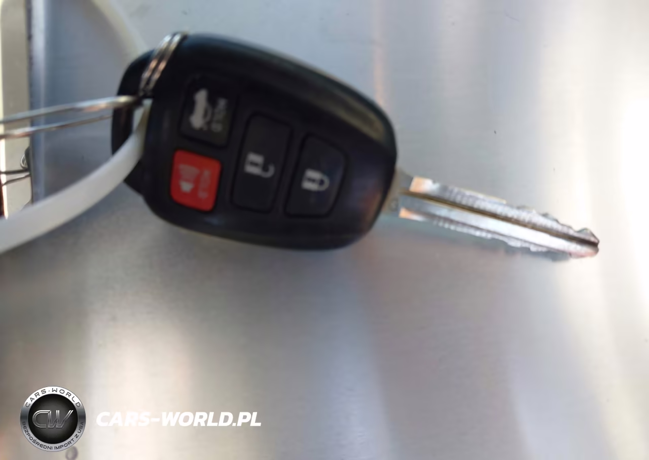 2014 Toyota Camry Le VIN:4T4BF1FK1ER364483 - 11