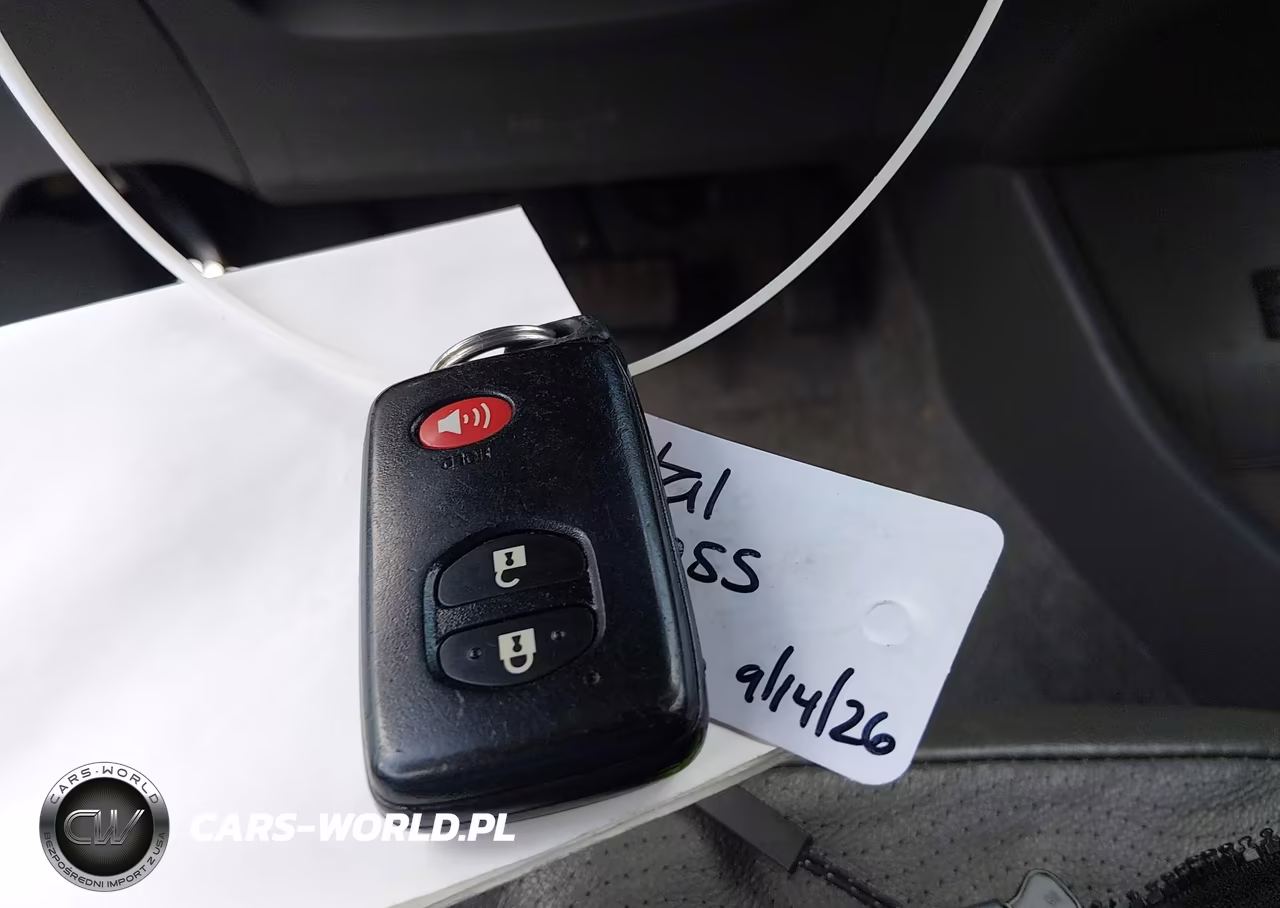 2010 Toyota Prius Iv VIN:JTDKN3DU8A0009720 - 11