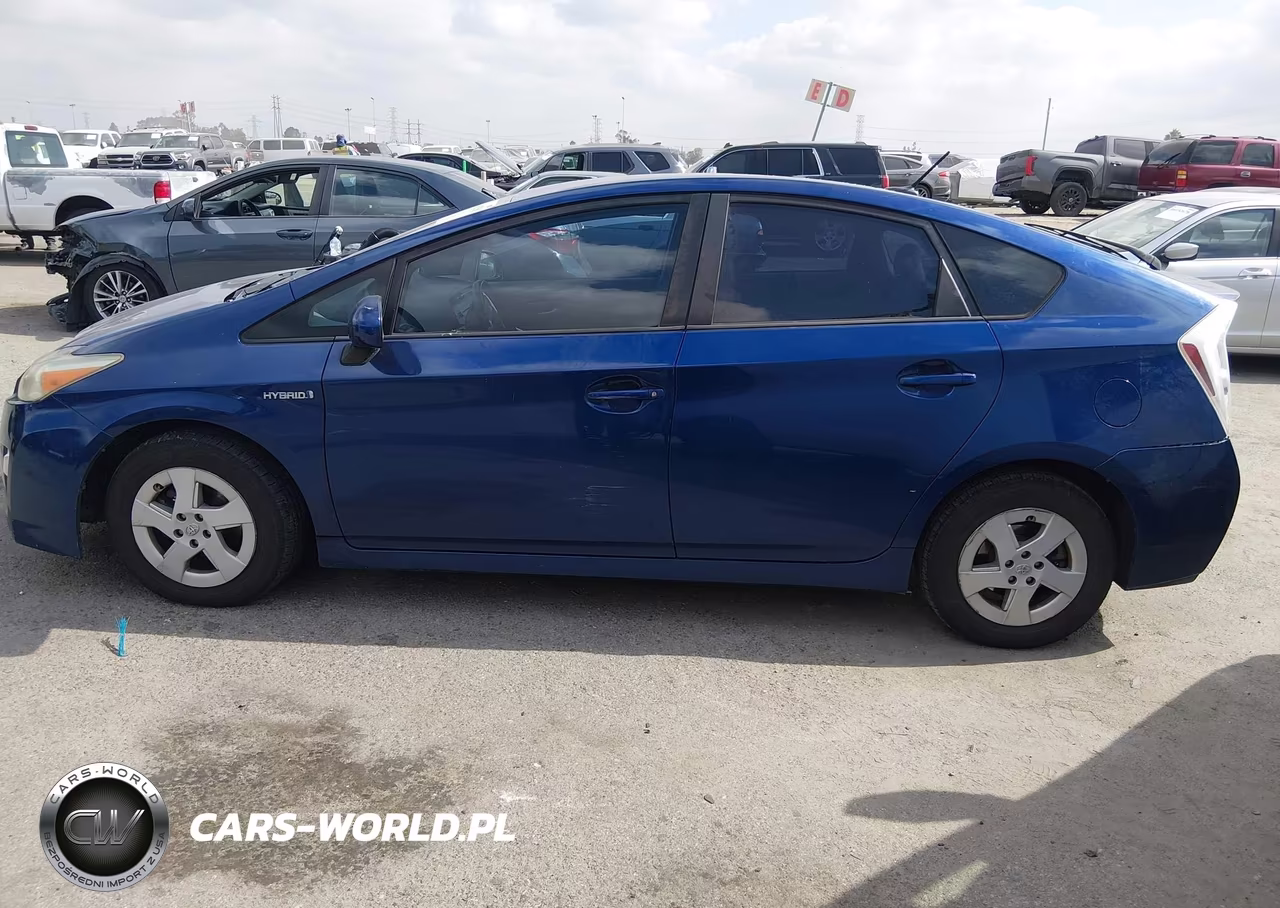 2010 Toyota Prius Iv VIN:JTDKN3DU8A0009720 - 3