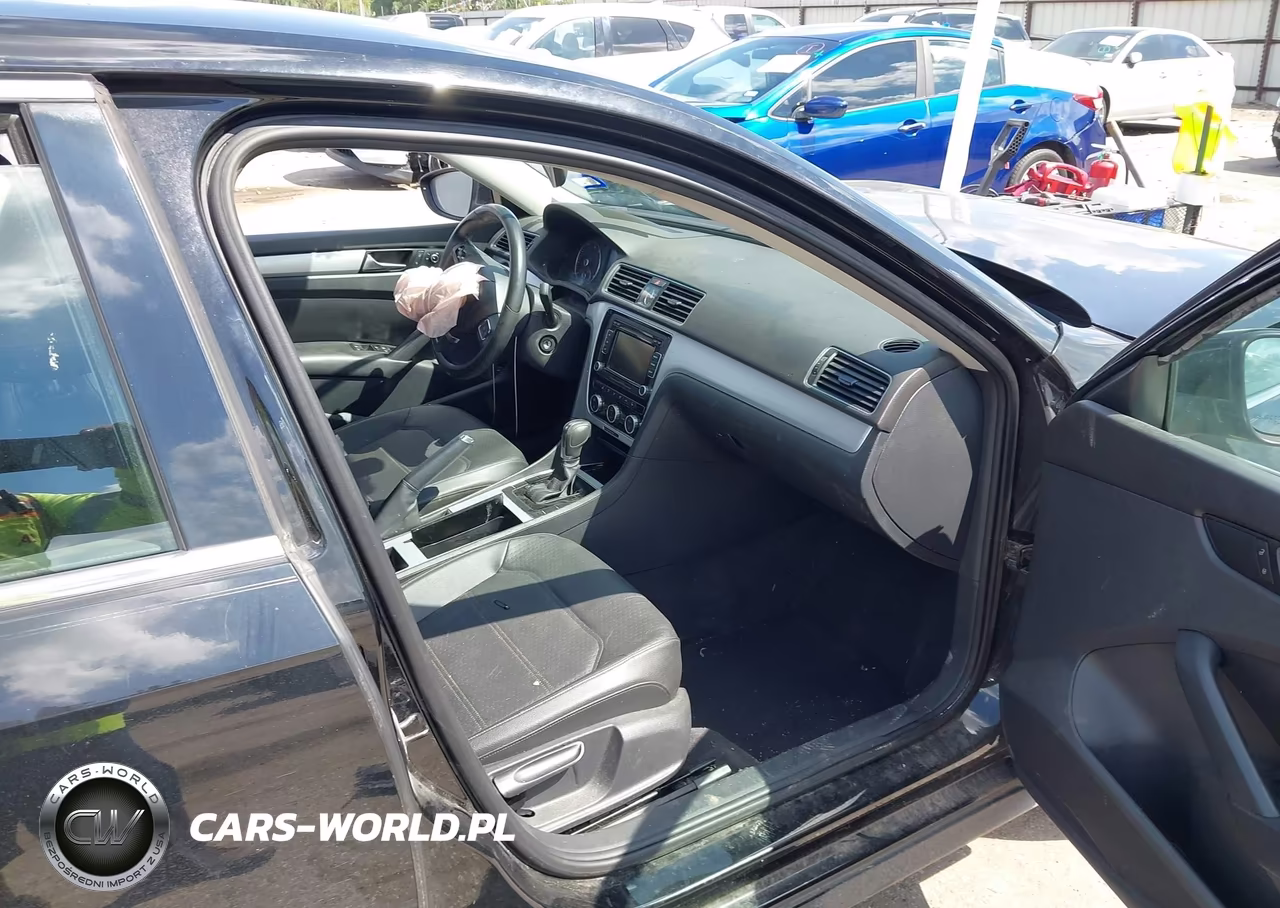 2012 Volkswagen Passat 2.5L Se VIN:1VWBP7A30CC028225 - 5