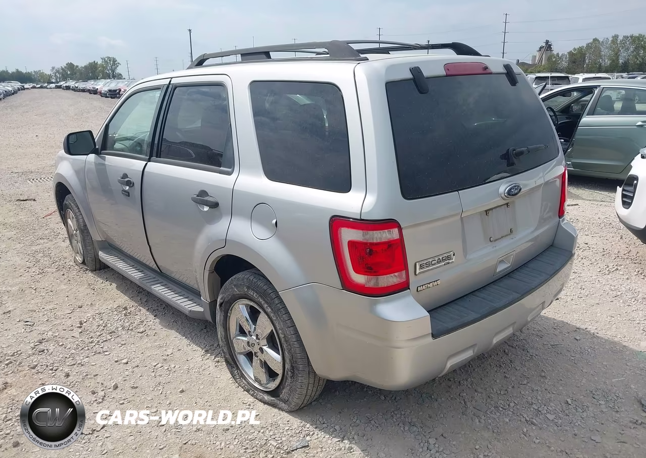 2010 Ford Escape Xlt VIN:1FMCU9D71AKA34530 - 3