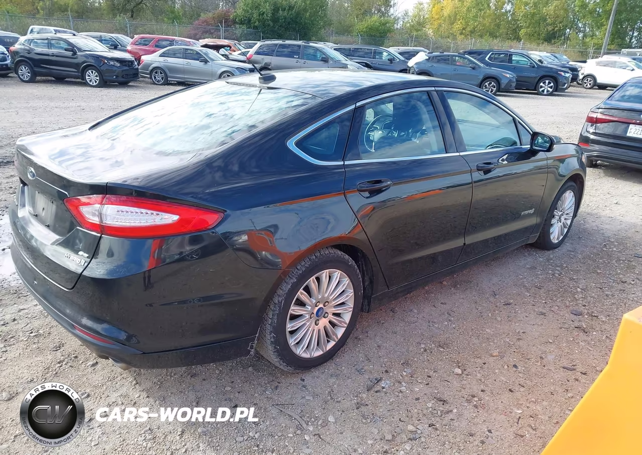 2013 Ford Fusion Hybrid Se VIN:3FA6P0LU6DR147228 - 4