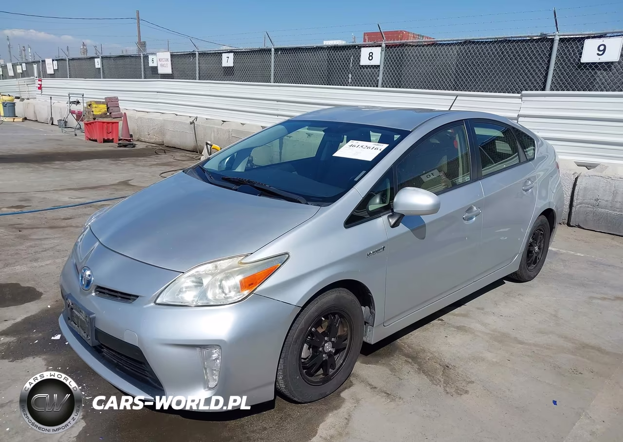 2015 Toyota Prius Three VIN:JTDKN3DU0F0431472 - 2