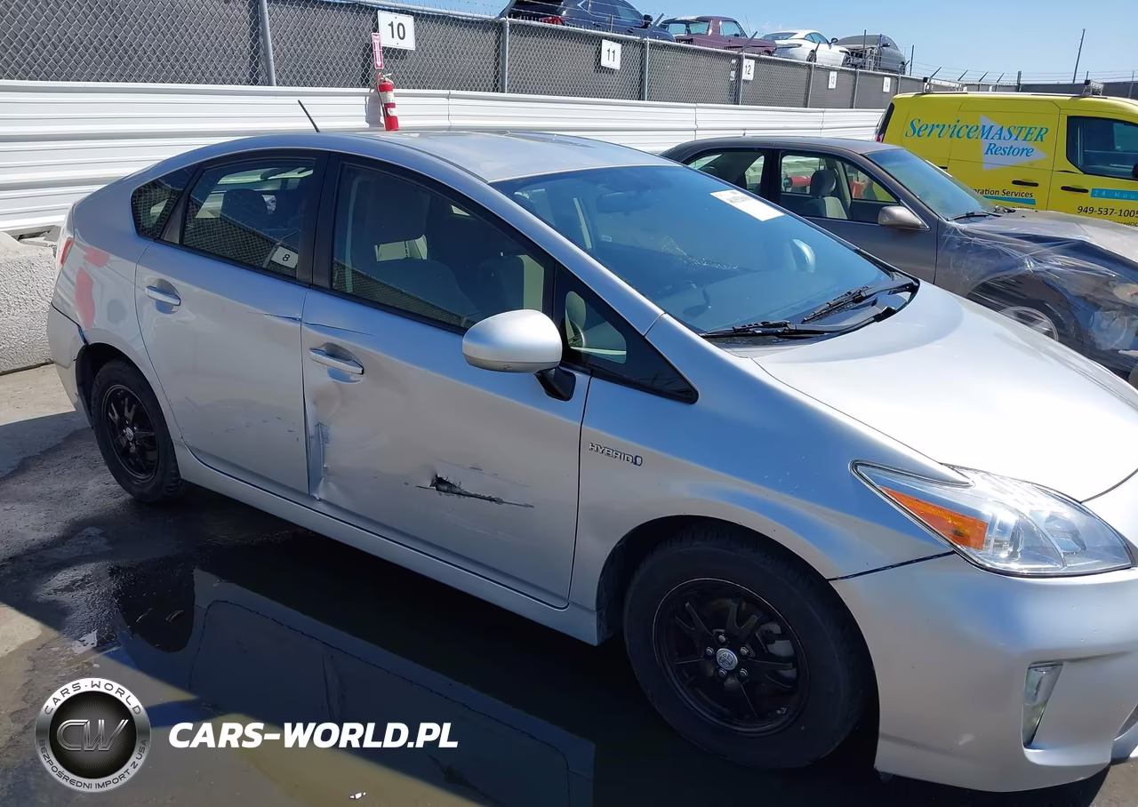 2015 Toyota Prius Three VIN:JTDKN3DU0F0431472 - 6
