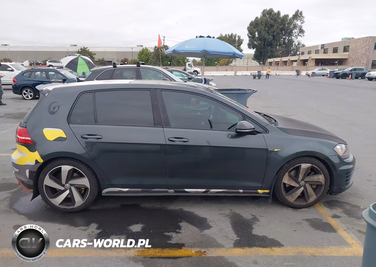 2015 Volkswagen Golf Gti 2.0T Autobahn W-Performance Package 4-Door VIN:3VW447AU7FM098298 - 13
