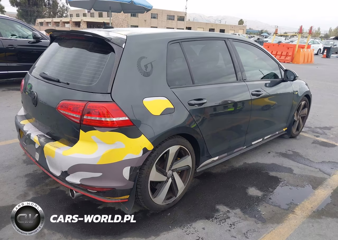 2015 Volkswagen Golf Gti 2.0T Autobahn W-Performance Package 4-Door VIN:3VW447AU7FM098298 - 4