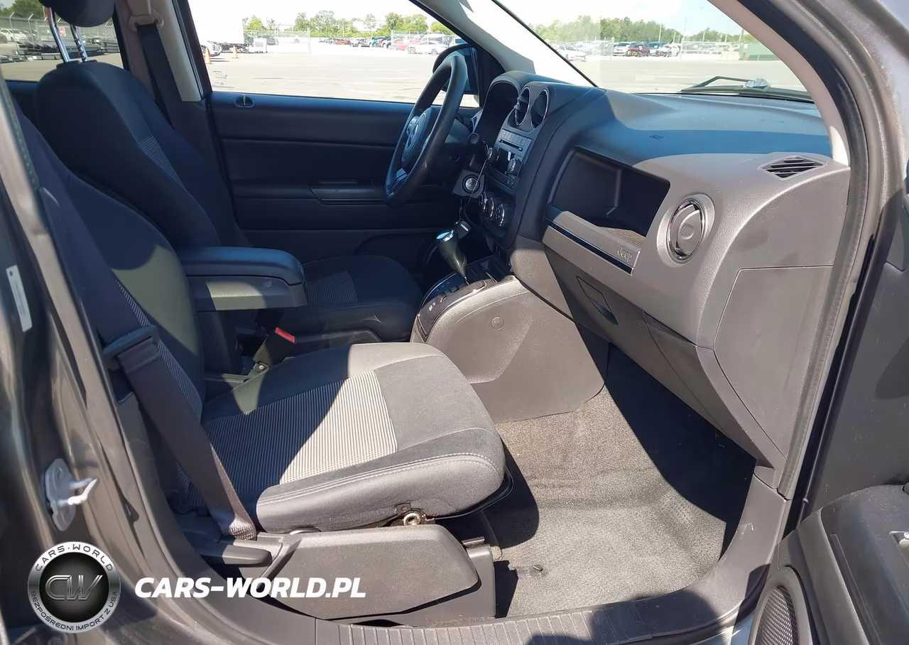 2012 Jeep Compass Sport VIN:1C4NJCBB8CD665695 - 5