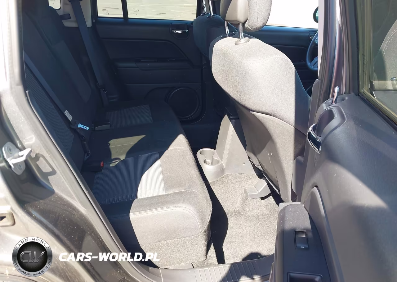 2012 Jeep Compass Sport VIN:1C4NJCBB8CD665695 - 8