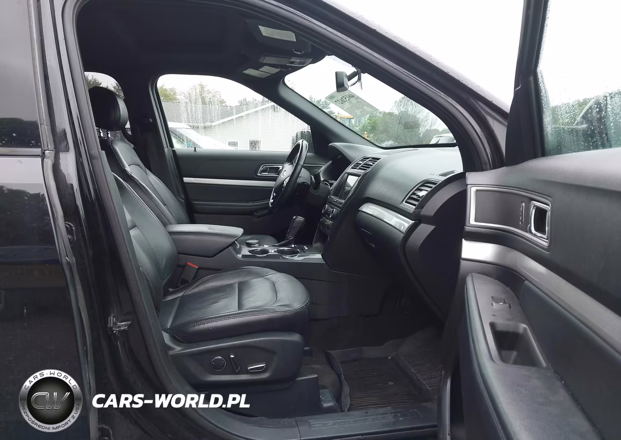 2017 Ford Explorer Xlt VIN:1FM5K8D81HGE10240 - 5