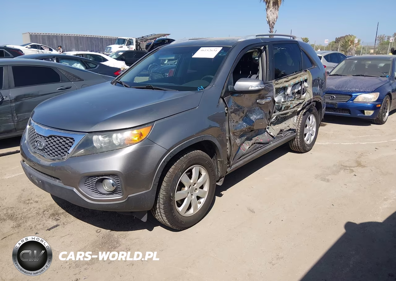 2013 Kia Sorento Lx VIN:5XYKT3A63DG315881 - 2