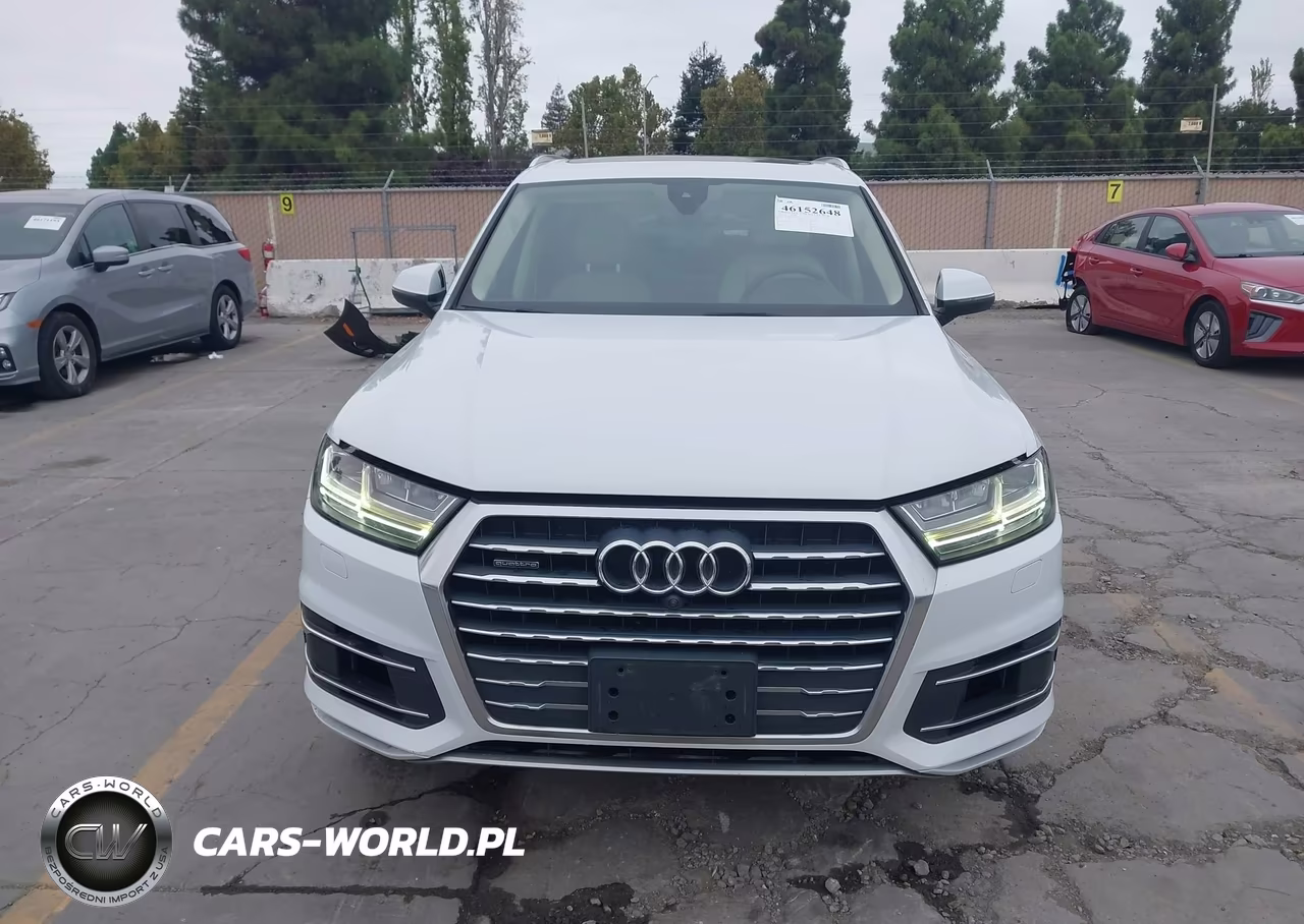 2017 Audi Q7 3.0T Premium VIN:WA1LAAF73HD035747 - 13