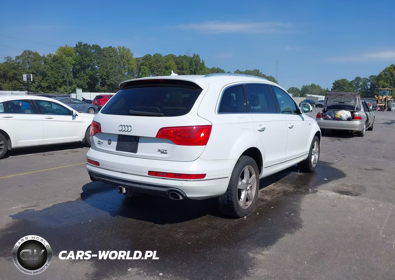2015 Audi Q7 3.0T Premium VIN:WA1LGAFE5FD012528 - 4