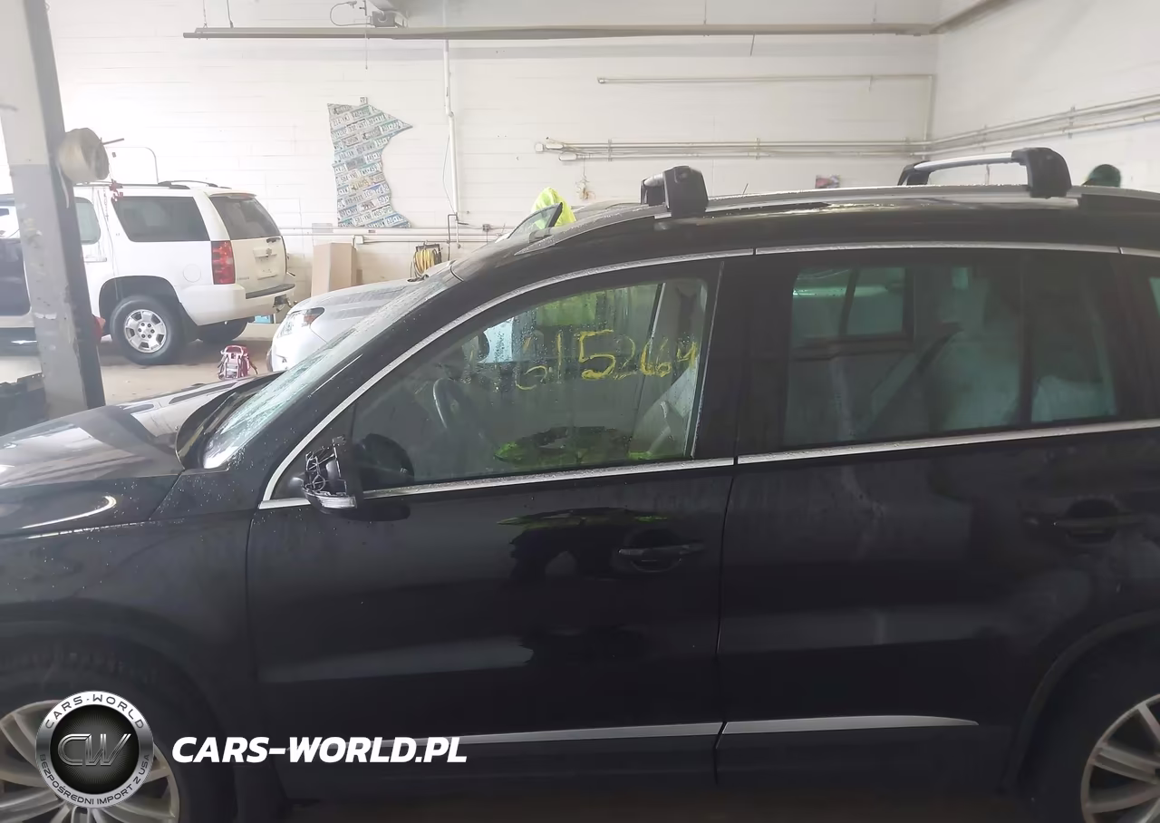 2014 Volkswagen Tiguan Sel VIN:WVGBV3AX2EW622929 - 14
