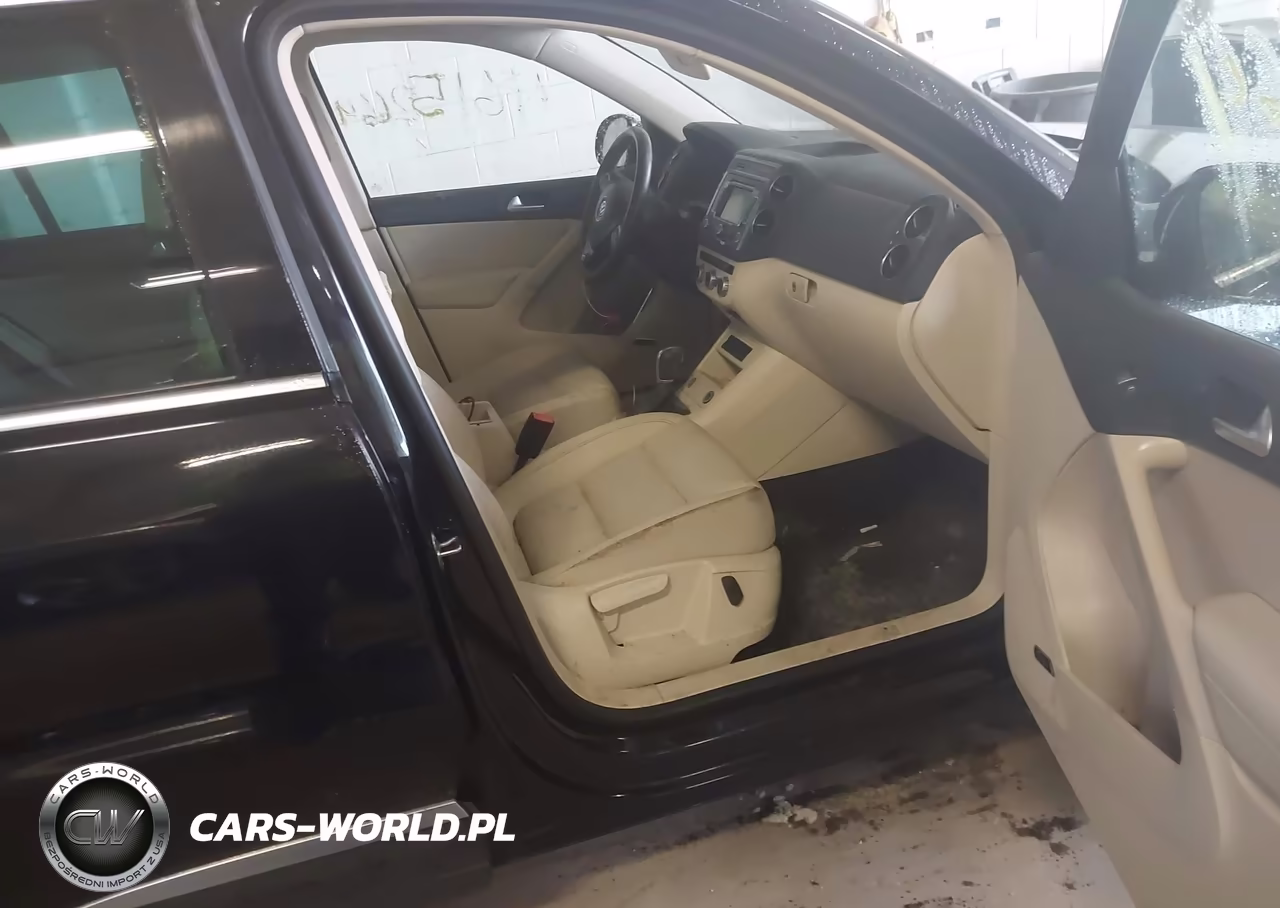 2014 Volkswagen Tiguan Sel VIN:WVGBV3AX2EW622929 - 5