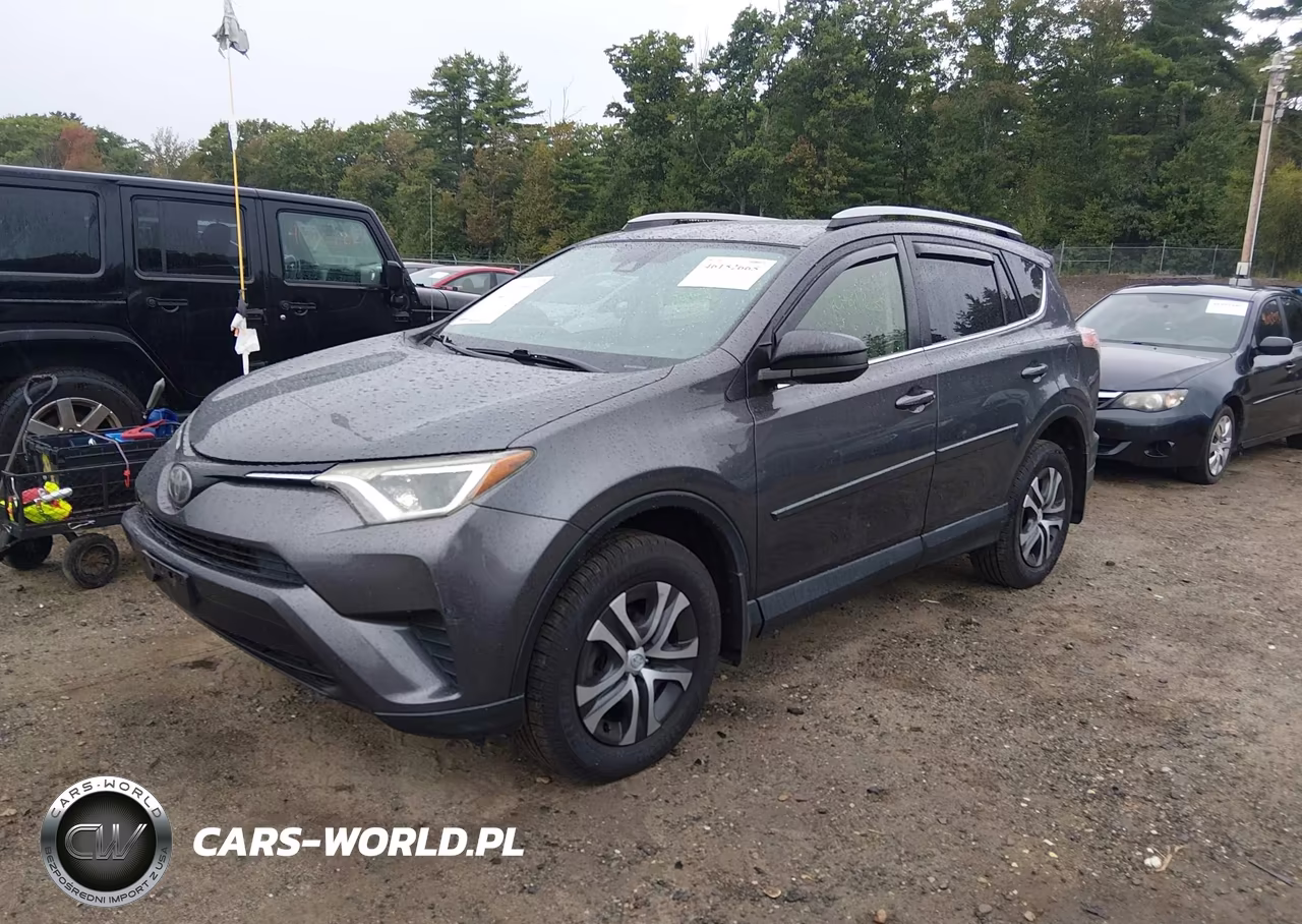 2017 Toyota Rav4 Le VIN:2T3BFREVXHW584575 - 2
