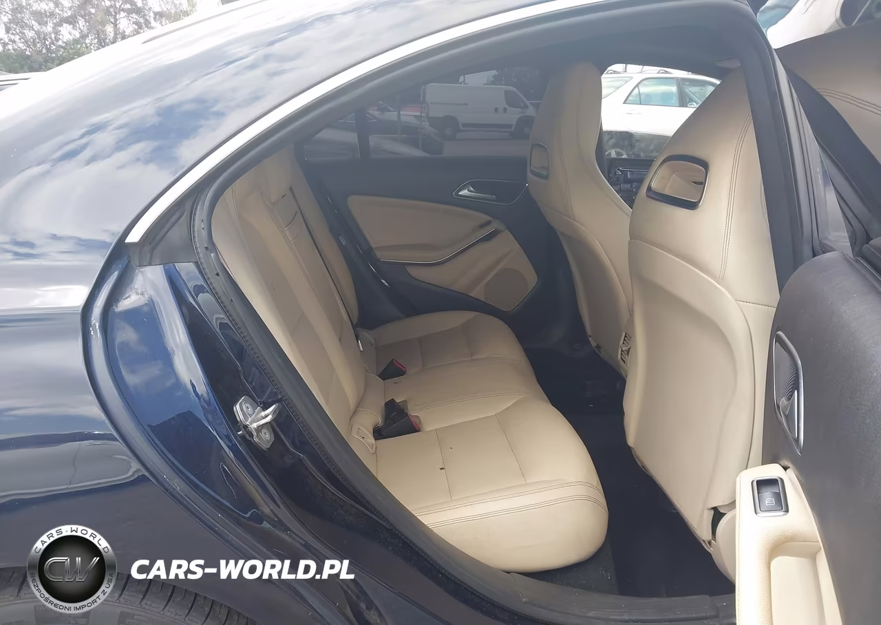 2018 Mercedes-Benz Cla 250 VIN:WDDSJ4EB2JN660462 - 8
