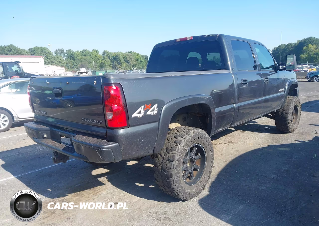 2005 Chevrolet Silverado 1500Hd Ls-Lt VIN:1GCGK13U75F807889 - 4