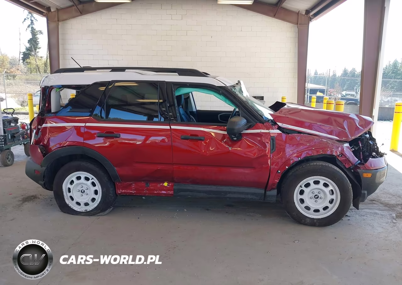 2025 Ford Bronco Sport Heritage VIN:3FMCR9GN5SRE71505 - 13