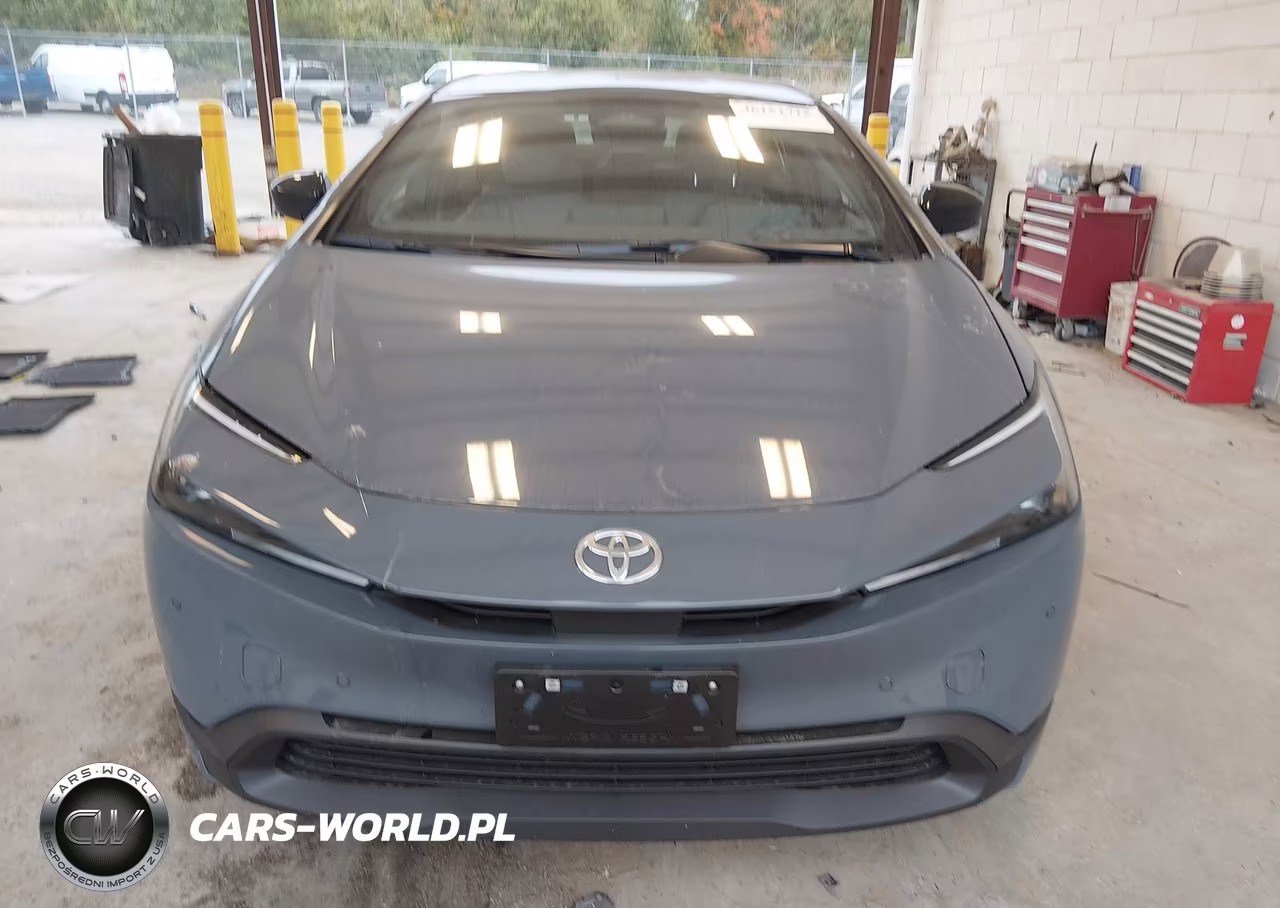 2026 Toyota Prius Le Awd-E VIN:JTDADABU8T3032728 - 12