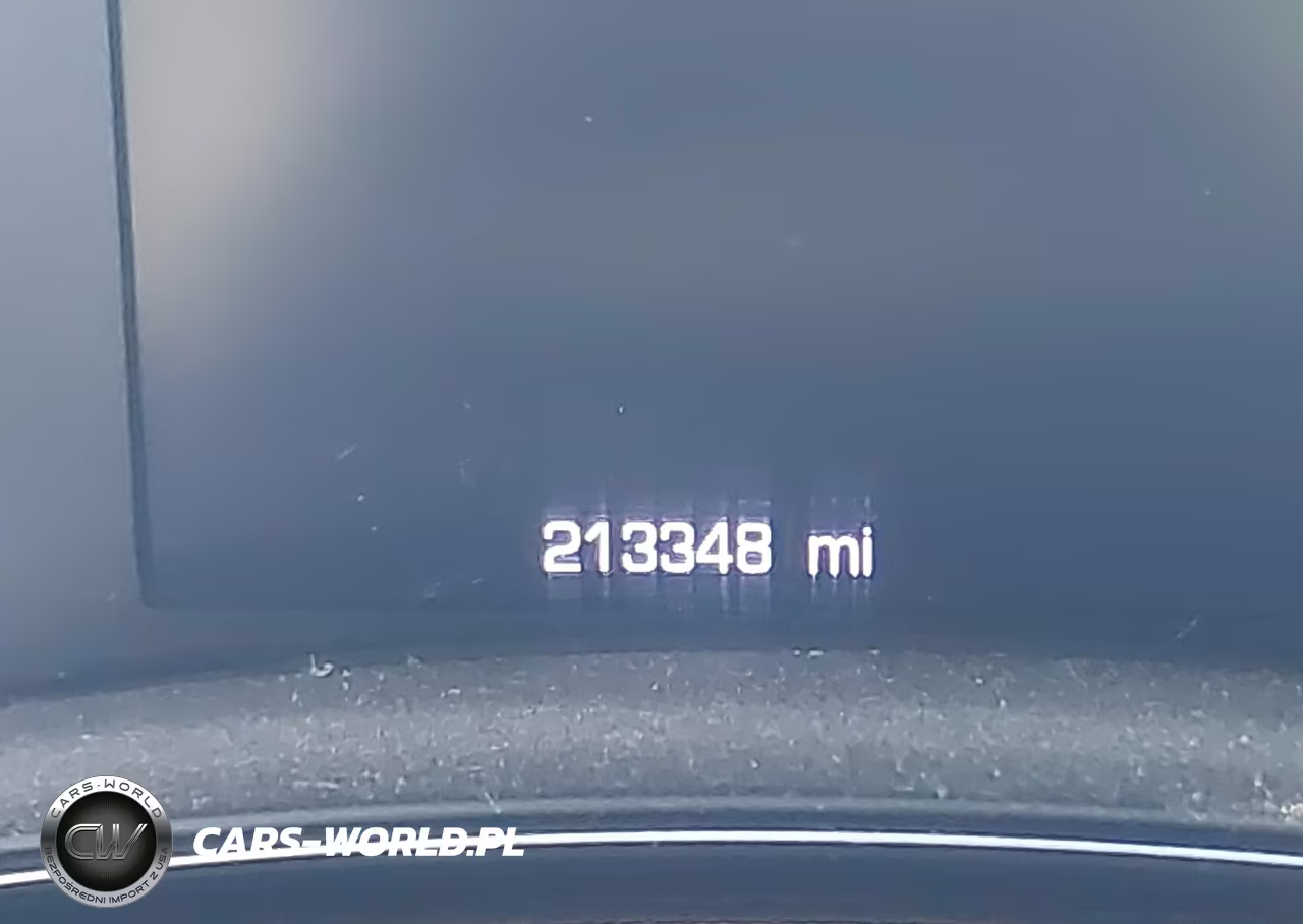 2018 Chevrolet Impala 1Lt VIN:2G1105SA7J9103780 - 15