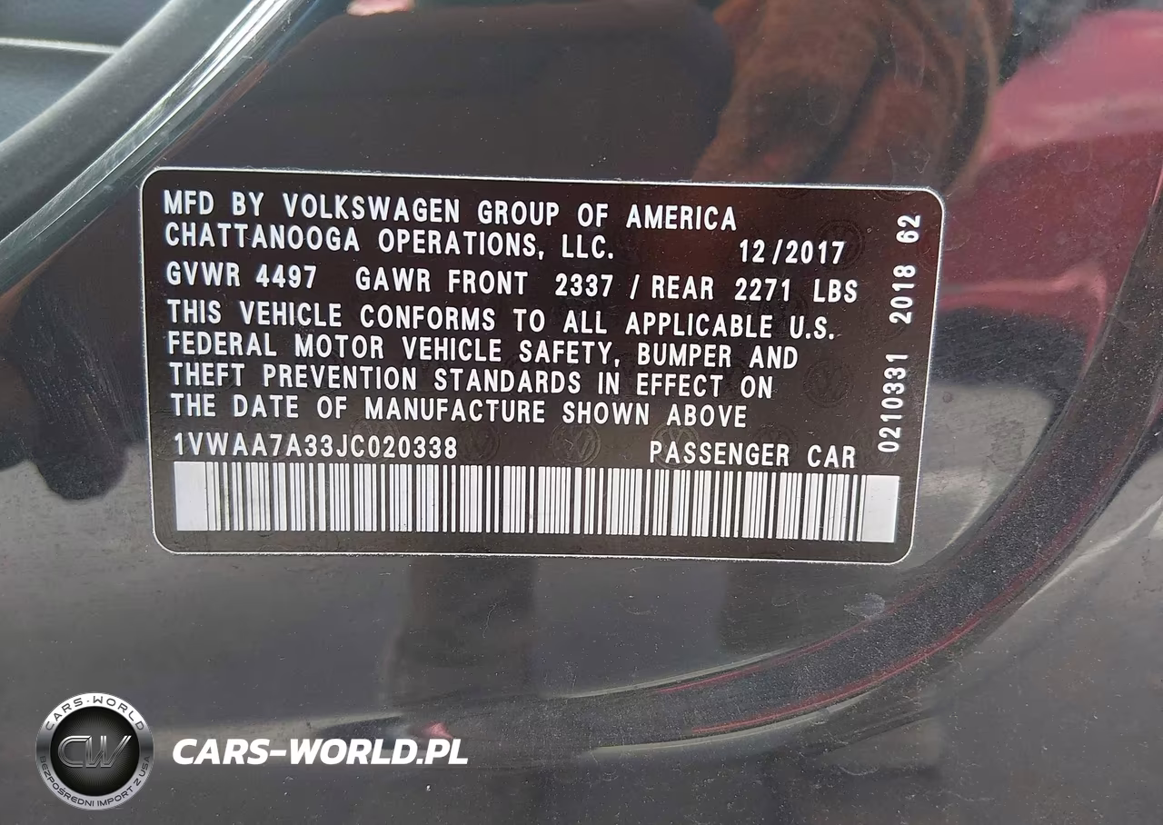 2018 Volkswagen Passat 2.0T R-Line-2.0T S VIN:1VWAA7A33JC020338 - 9
