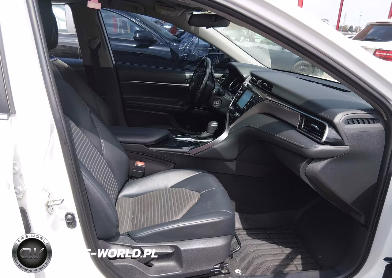 2020 Toyota Camry Se VIN:4T1G11AK2LU355164 - 5