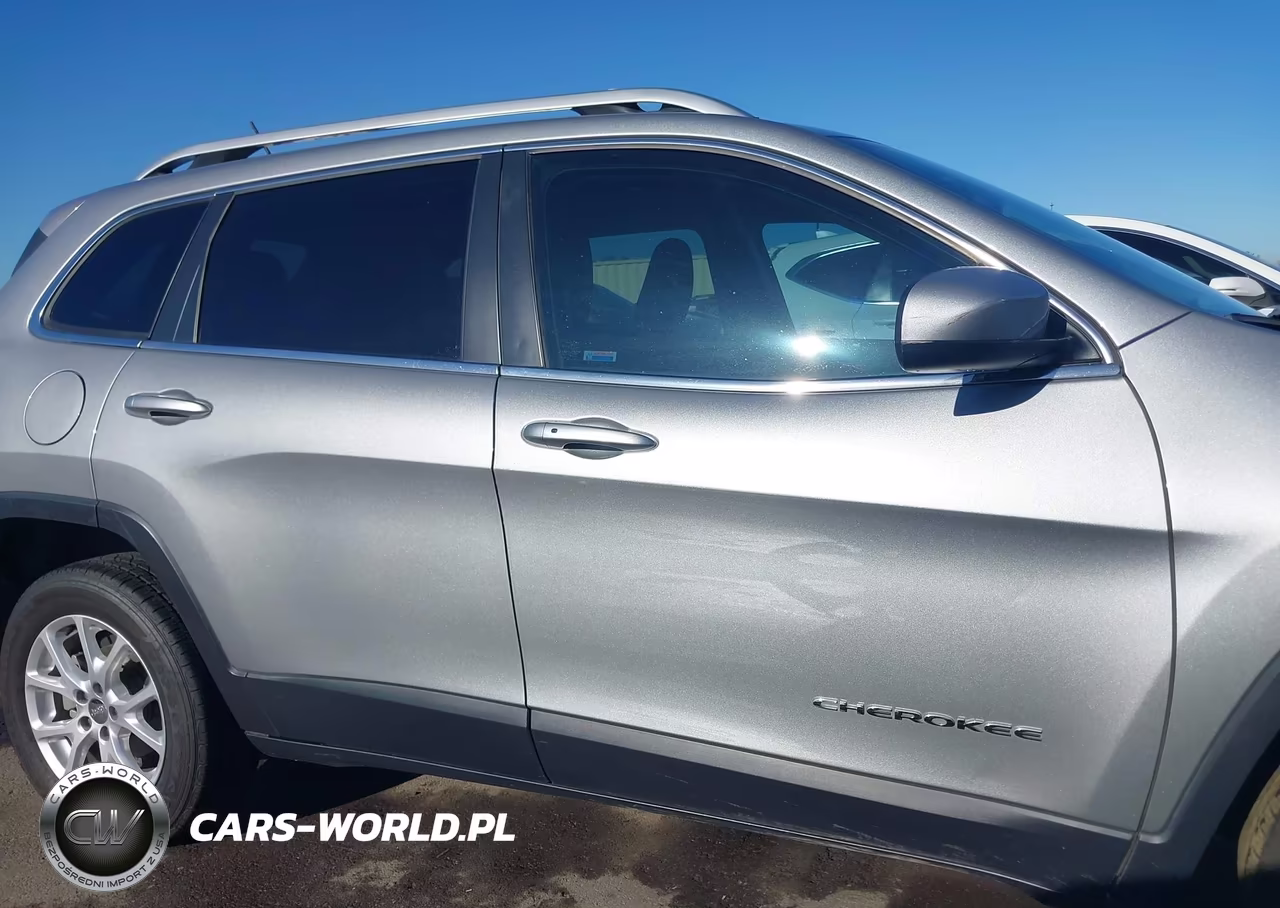 2014 Jeep Cherokee Latitude VIN:1C4PJLCB3EW324039 - 12