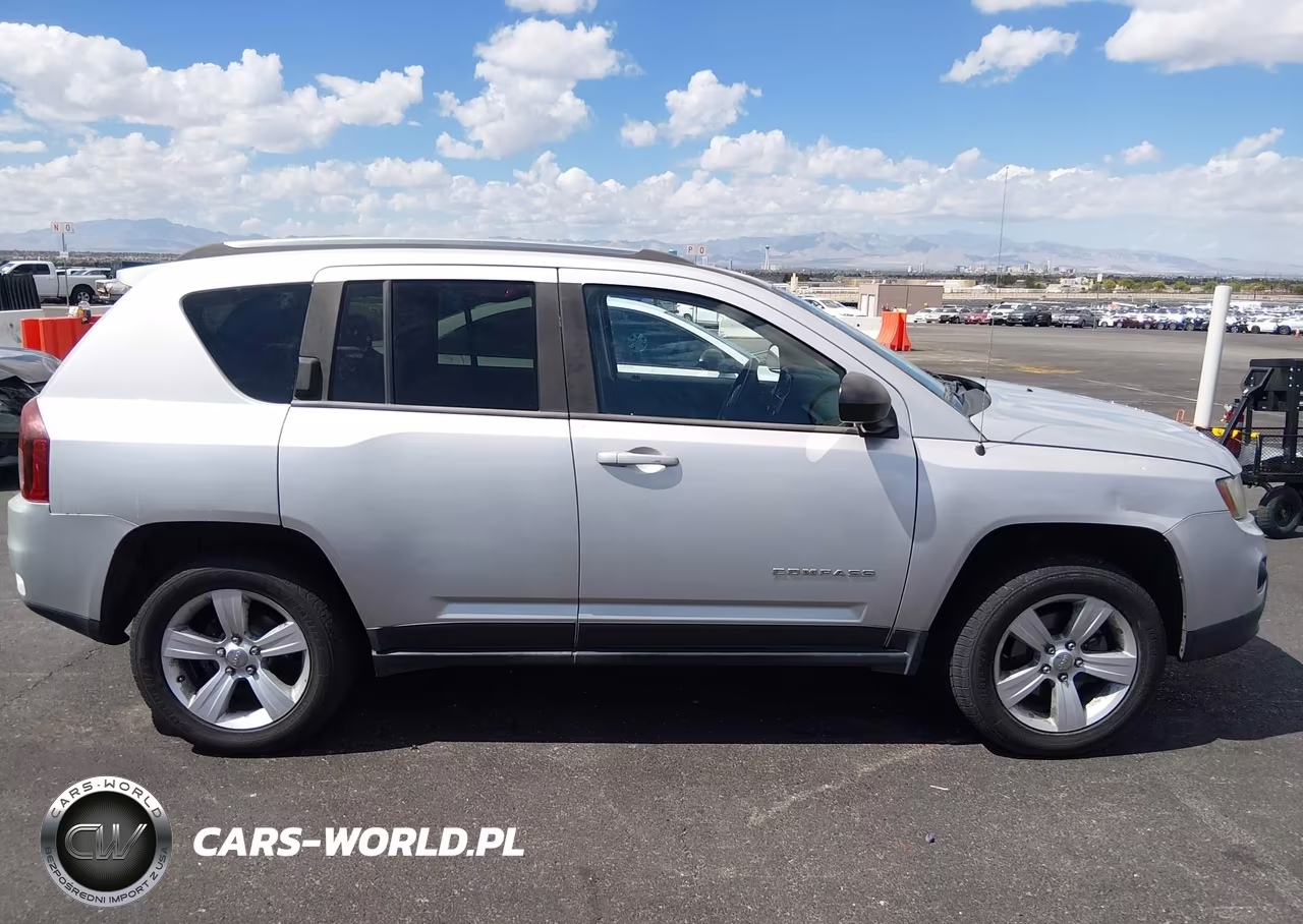 2014 Jeep Compass Sport VIN:1C4NJDBB1ED598401 - 13