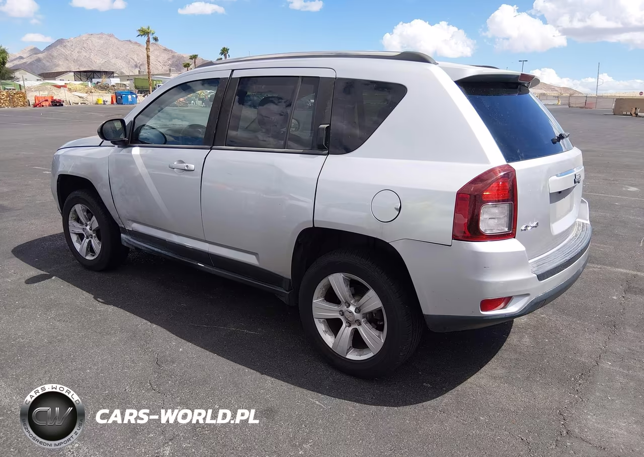 2014 Jeep Compass Sport VIN:1C4NJDBB1ED598401 - 3