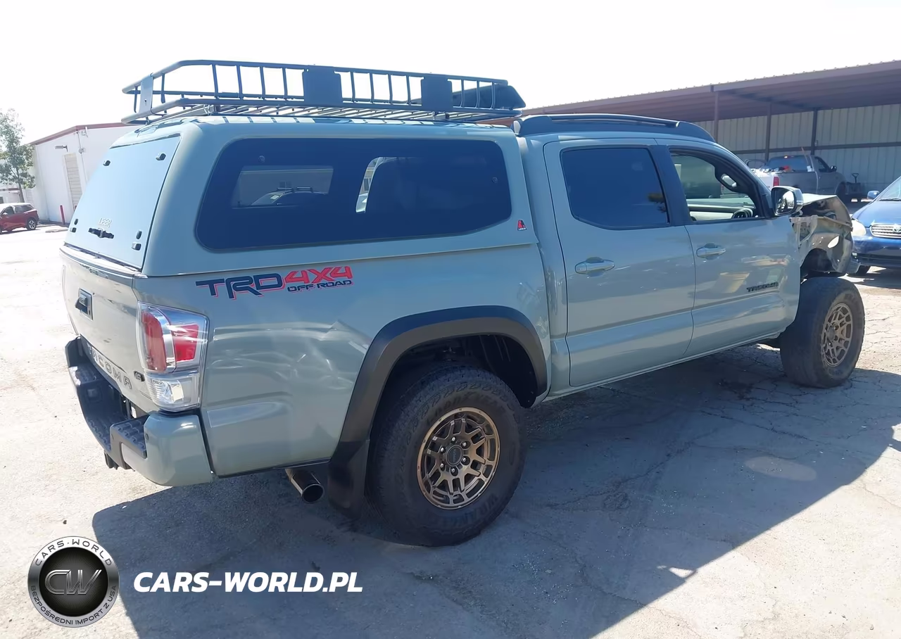 2022 Toyota Tacoma Trd Off Road VIN:3TMCZ5AN9NM521975 - 4
