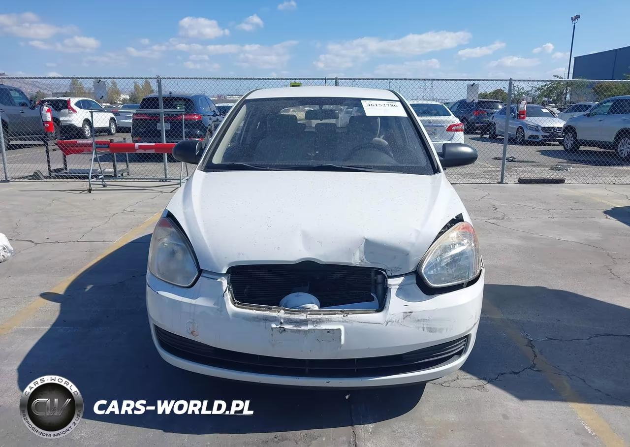 2008 Hyundai Accent Gs VIN:KMHCM36C28U083550 - 12