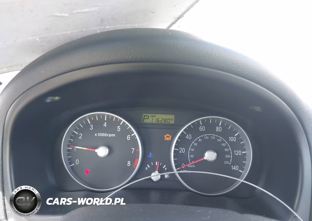 2008 Hyundai Accent Gs VIN:KMHCM36C28U083550 - 7