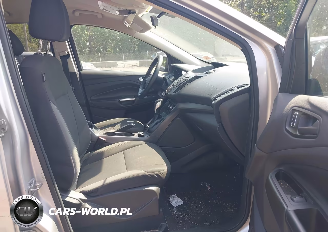 2016 Ford Escape S VIN:1FMCU0F72GUC86325 - 5