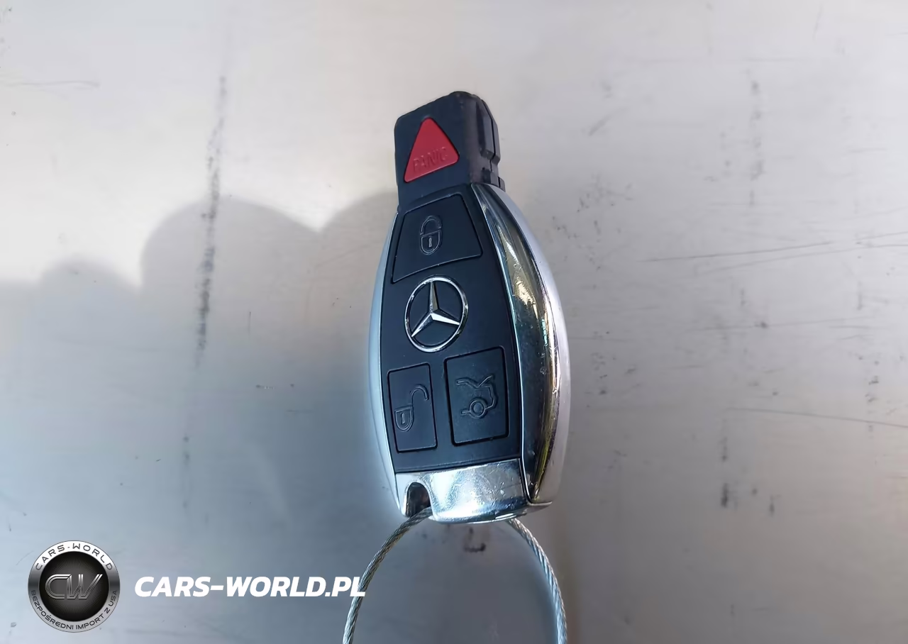 2016 Mercedes-Benz C 300 Luxury 4Matic VIN:55SWF4KB6GU176074 - 11