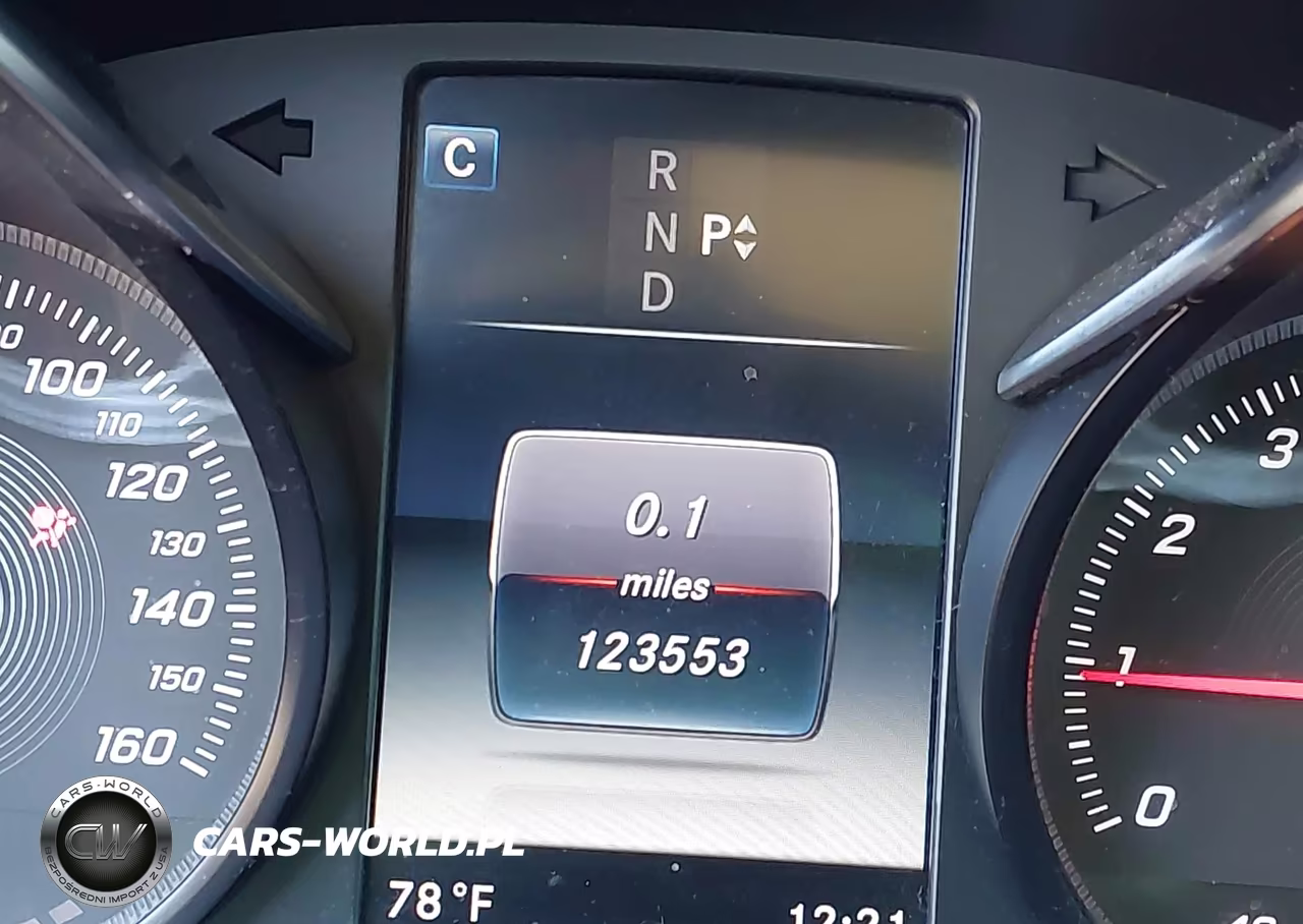 2016 Mercedes-Benz C 300 Luxury 4Matic VIN:55SWF4KB6GU176074 - 15