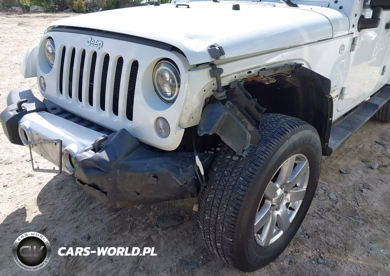 2015 Jeep Wrangler Unlimited Sahara VIN:1C4BJWEG5FL580836 - 6