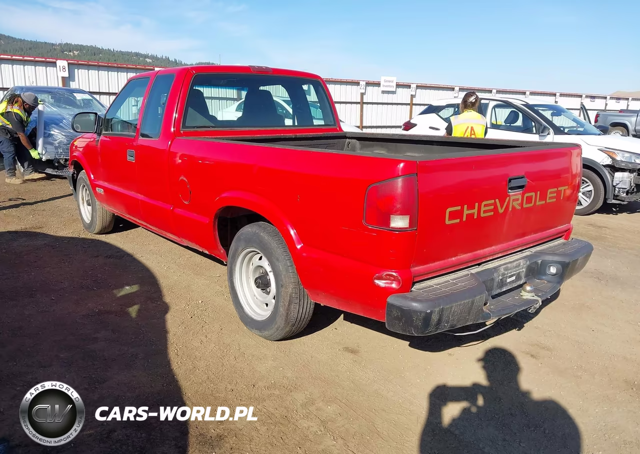 2002 Chevrolet S-10 VIN:1GCCS195128167533 - 3