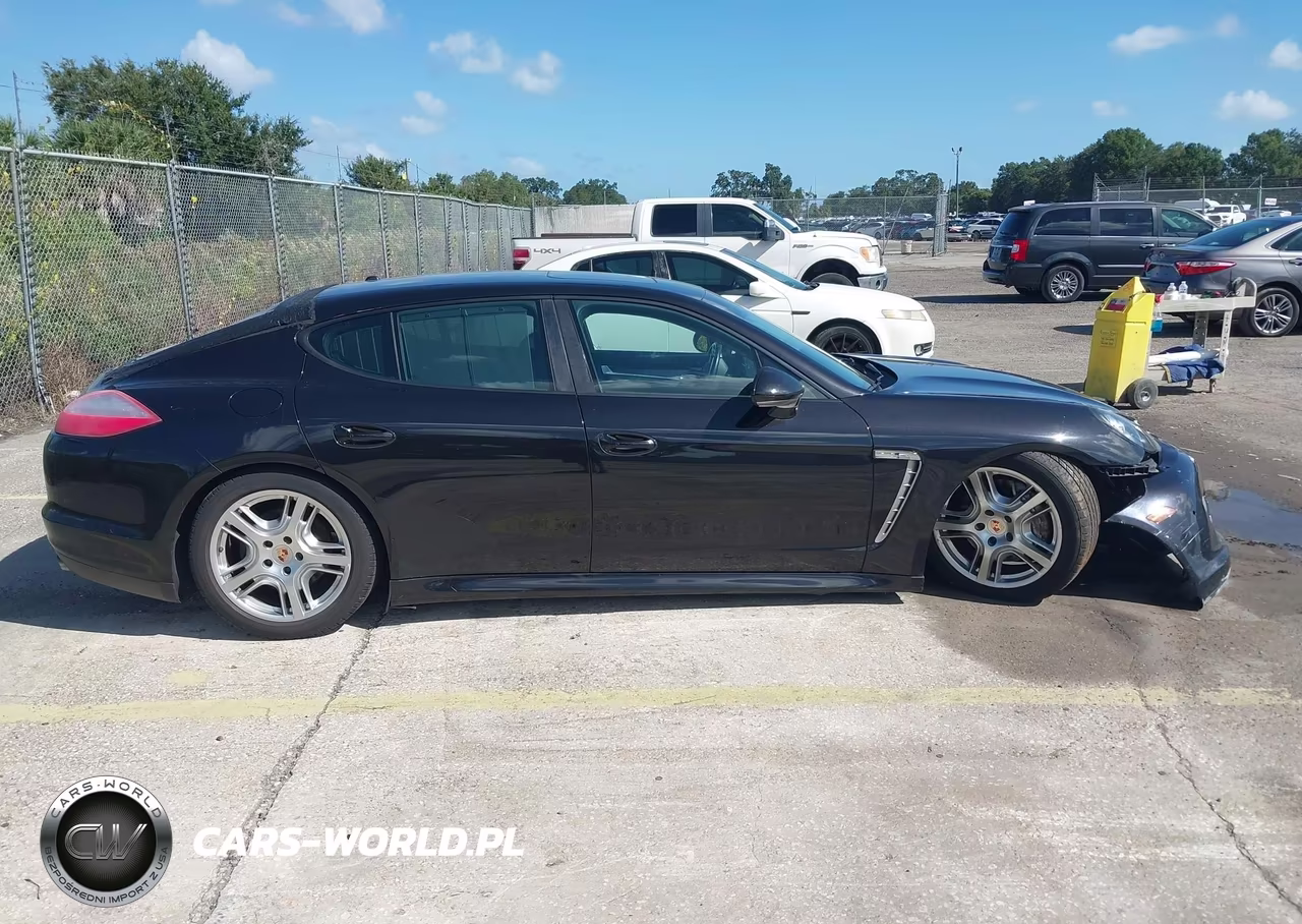 2013 Porsche Panamera 4 VIN:WP0AA2A73DL018327 - 13