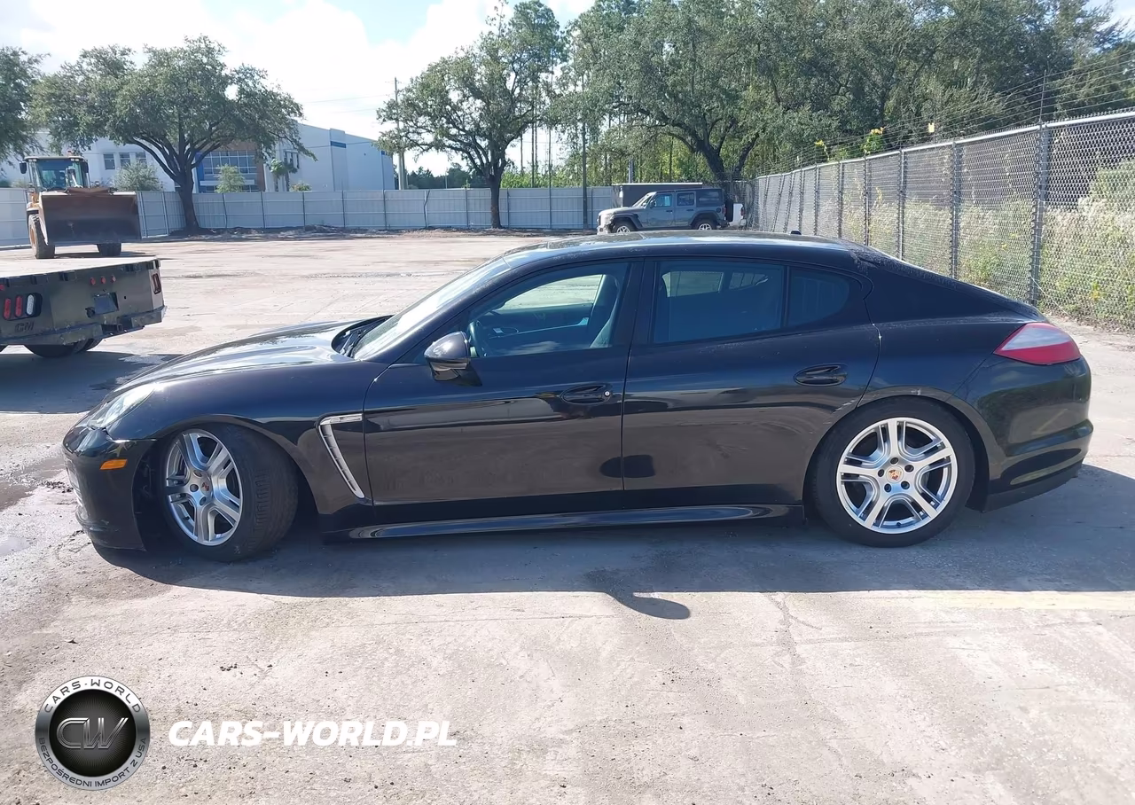 2013 Porsche Panamera 4 VIN:WP0AA2A73DL018327 - 14