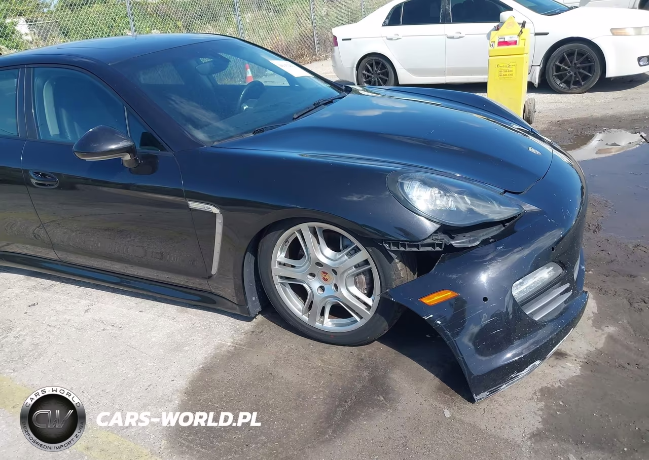 2013 Porsche Panamera 4 VIN:WP0AA2A73DL018327 - 17
