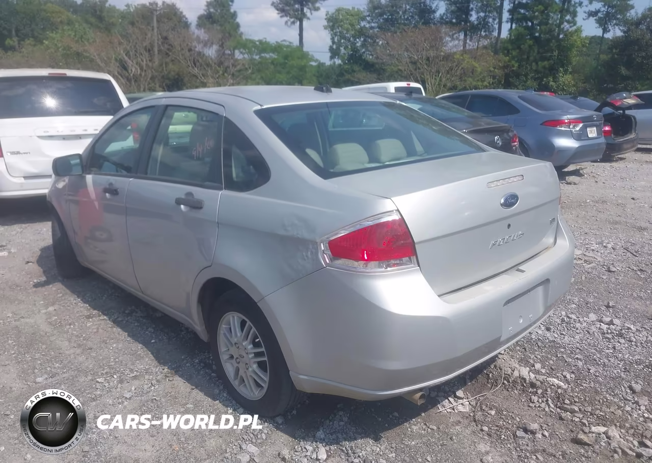 2009 Ford Focus Se VIN:1FAHP35N19W232983 - 3