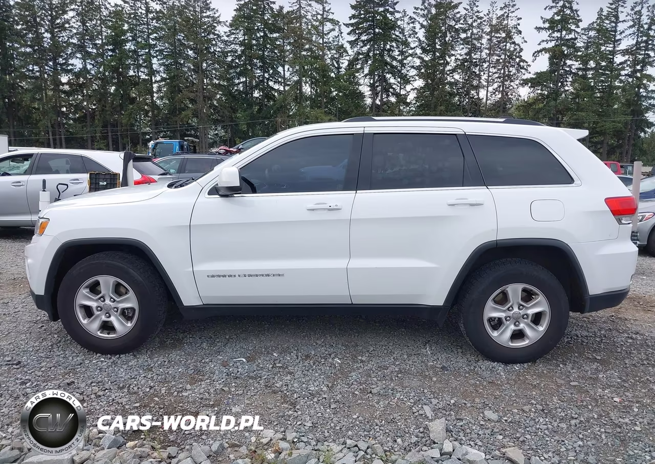 2014 Jeep Grand Cherokee Laredo VIN:1C4RJFAG6EC242283 - 14