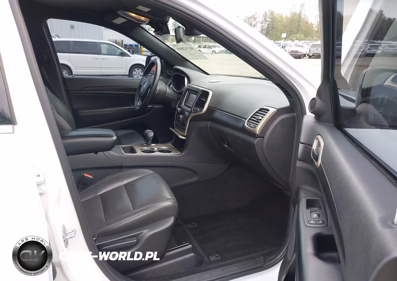 2014 Jeep Grand Cherokee Laredo VIN:1C4RJFAG6EC242283 - 17